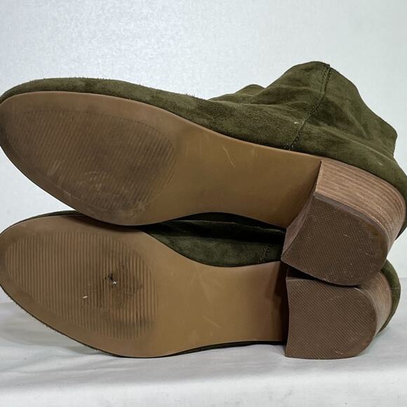 Steve Madden Harber Olive Suede Ankle Bootie Size 7.5 EUC - Picture 6 of 6